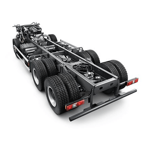 Khung gầm xe tải sáu bánh màu đen nhìn từ phía sau.